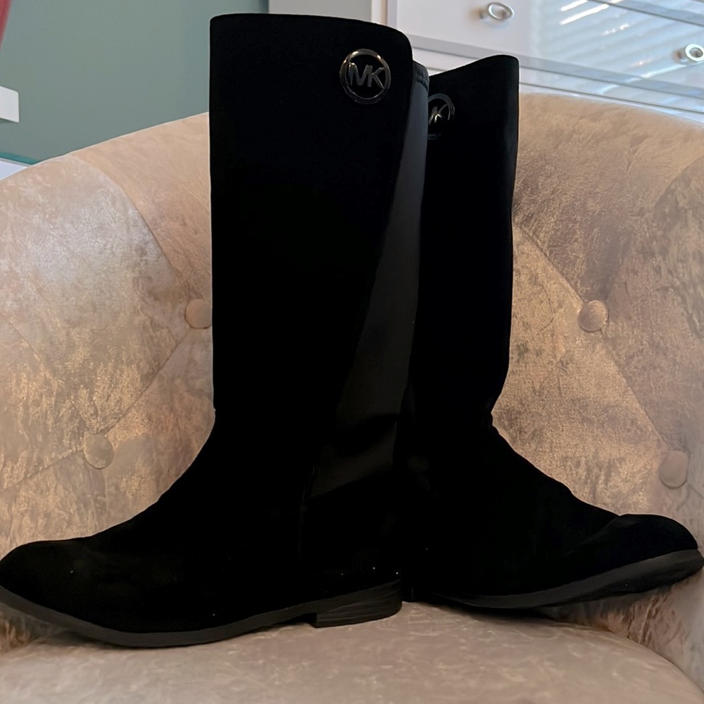 MK Black Boots